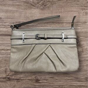 Vera Wang Nude Clutch